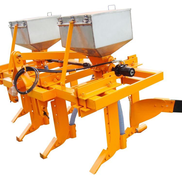 中耕兼施肥農具