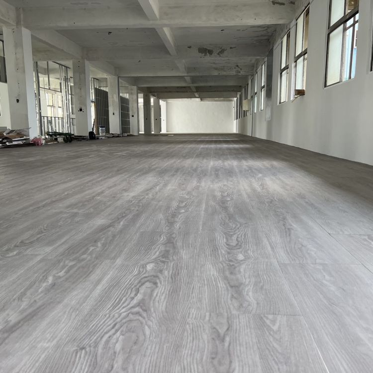 商用塑膠地磚 Luxury Vinyl Tile Floor