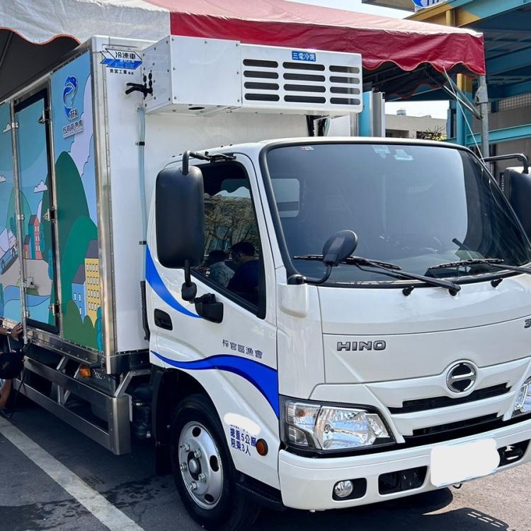 Flutai truck body with Flutai Standby refrigerated unit-5T Truck