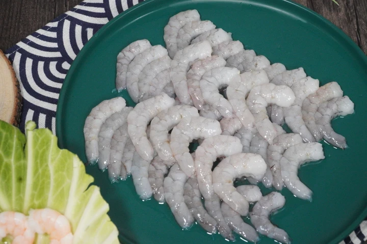Freshly peeled shrimp